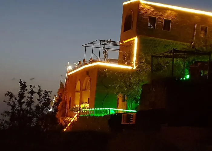 ホテル Akkoeyevleri